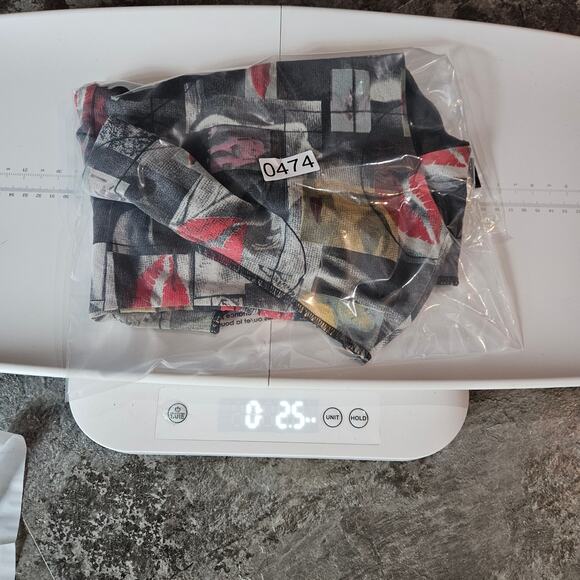 Y2k Wearable Artsy Grunge Tank Top Size Large Collage Faces - Picture 6 of 6